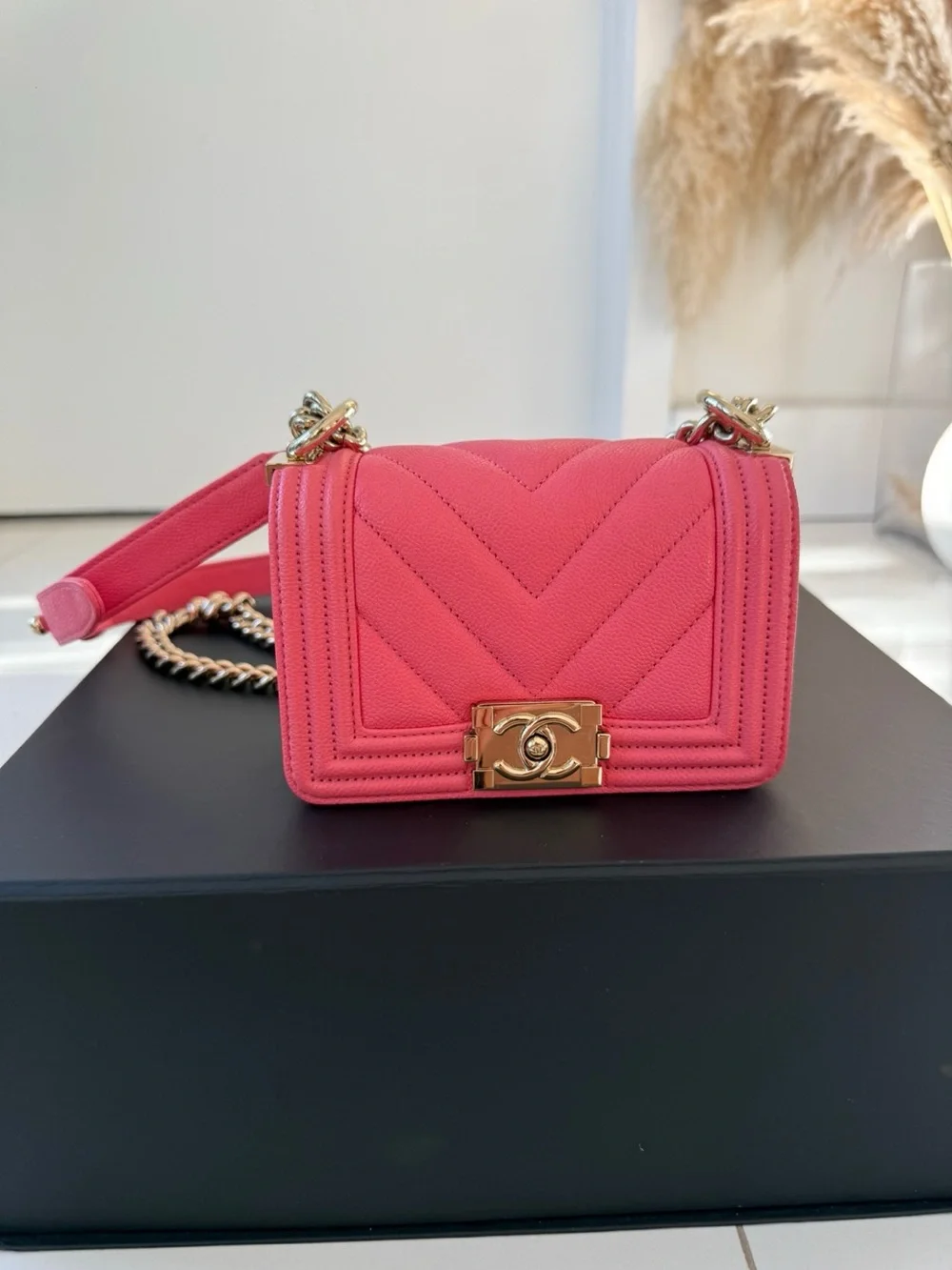 CHANEL RARE Mini Boy Bag Pink Quilted Chevron Boy Crossbody with Gold Hardwarde